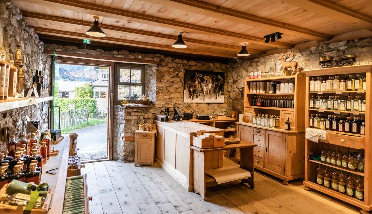 Verkaufsladen in der Bergbrennerei & Gasthaus Löwen im Bregenzerwald