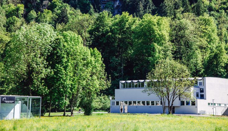 Aussenansicht Altes Hallenbad im Reichenfeld Aussenansicht Altes Hallenbad im Reichenfeld