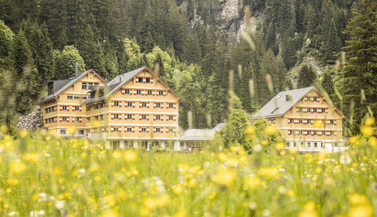 Aussenansicht Seminarhotel Berghaus Schröcken Aussenansicht Seminarhotel Berghaus Schröcken